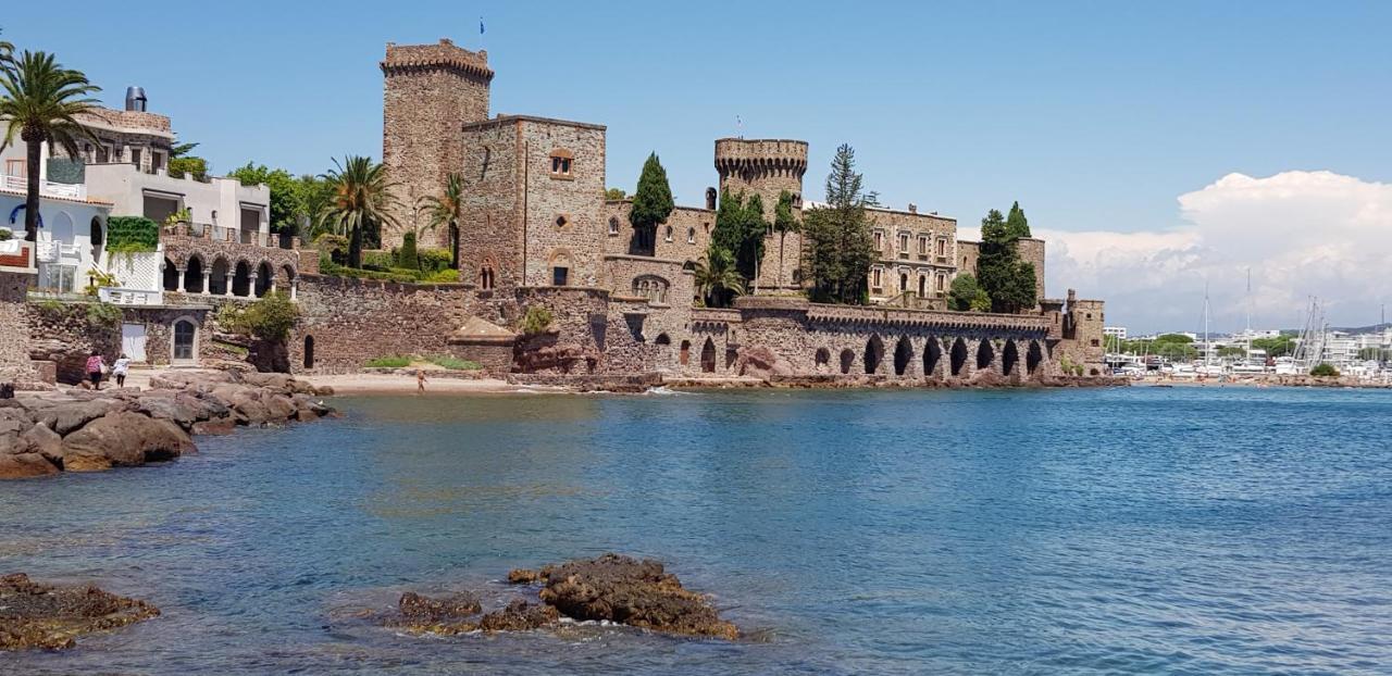 Apartment Appt Albatros Pres Cote D'azur, Piscine, Parking Prive, Proche Du Golf St Donat *